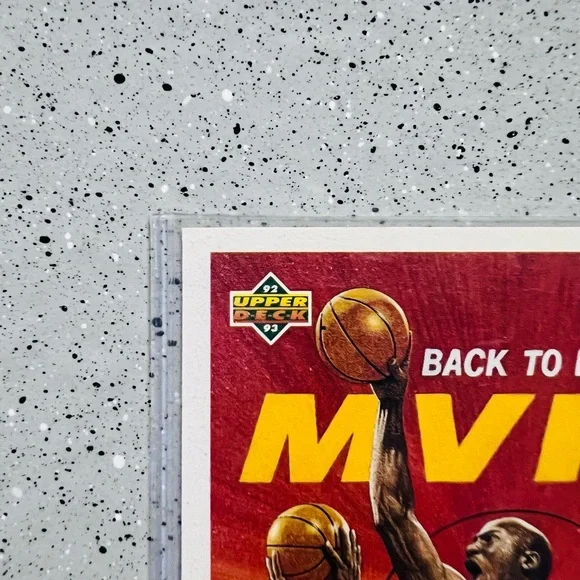 1992-93 Upper Deck Michael Jordan 67 MVP B - Near Mint💎 - Picture 3 of 10